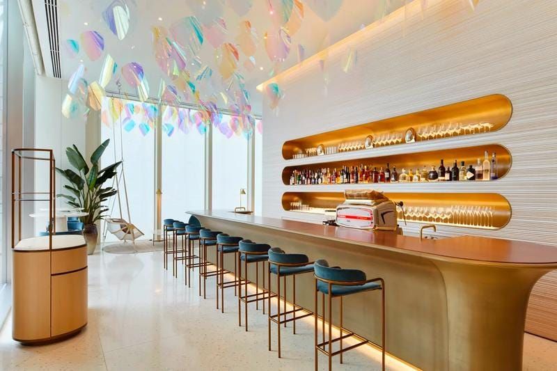 Luis Vuitton cafe