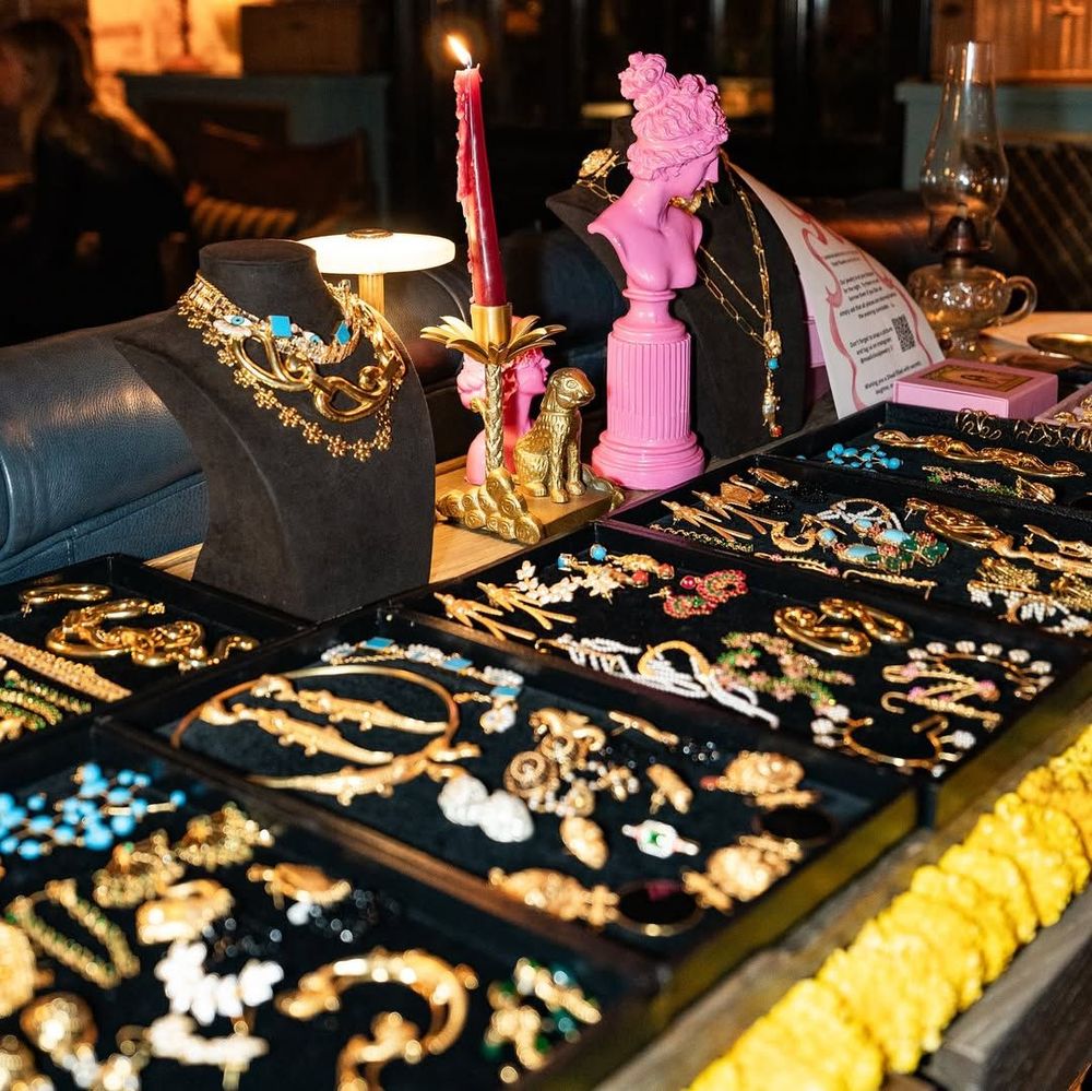 Maalicious showcased stunning pieces for guests to try on, transforming the evening into a living gallery of artistry and style