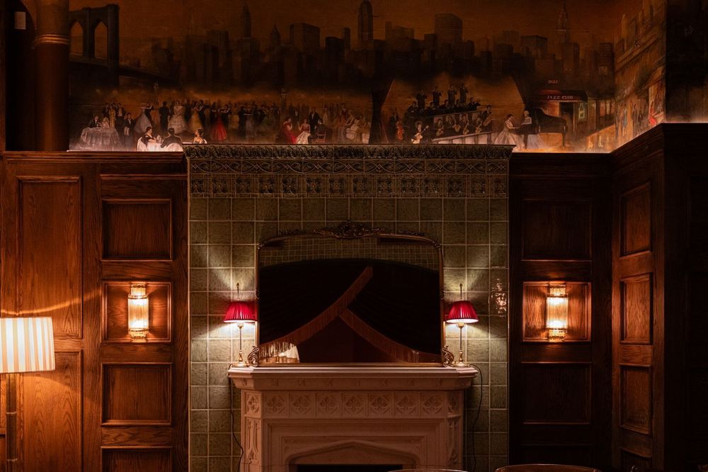 Every light finds its place — sconces that frame, lamps that welcome, warmth that stays.