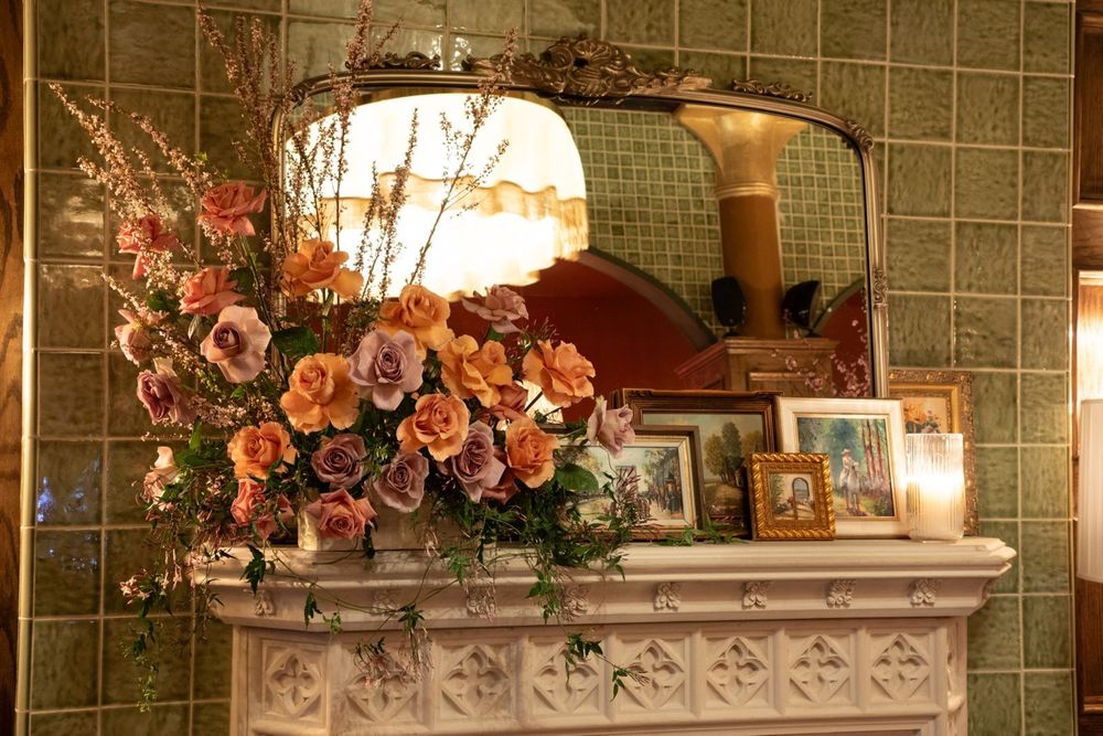 Romance layered into every corner of Maxwell