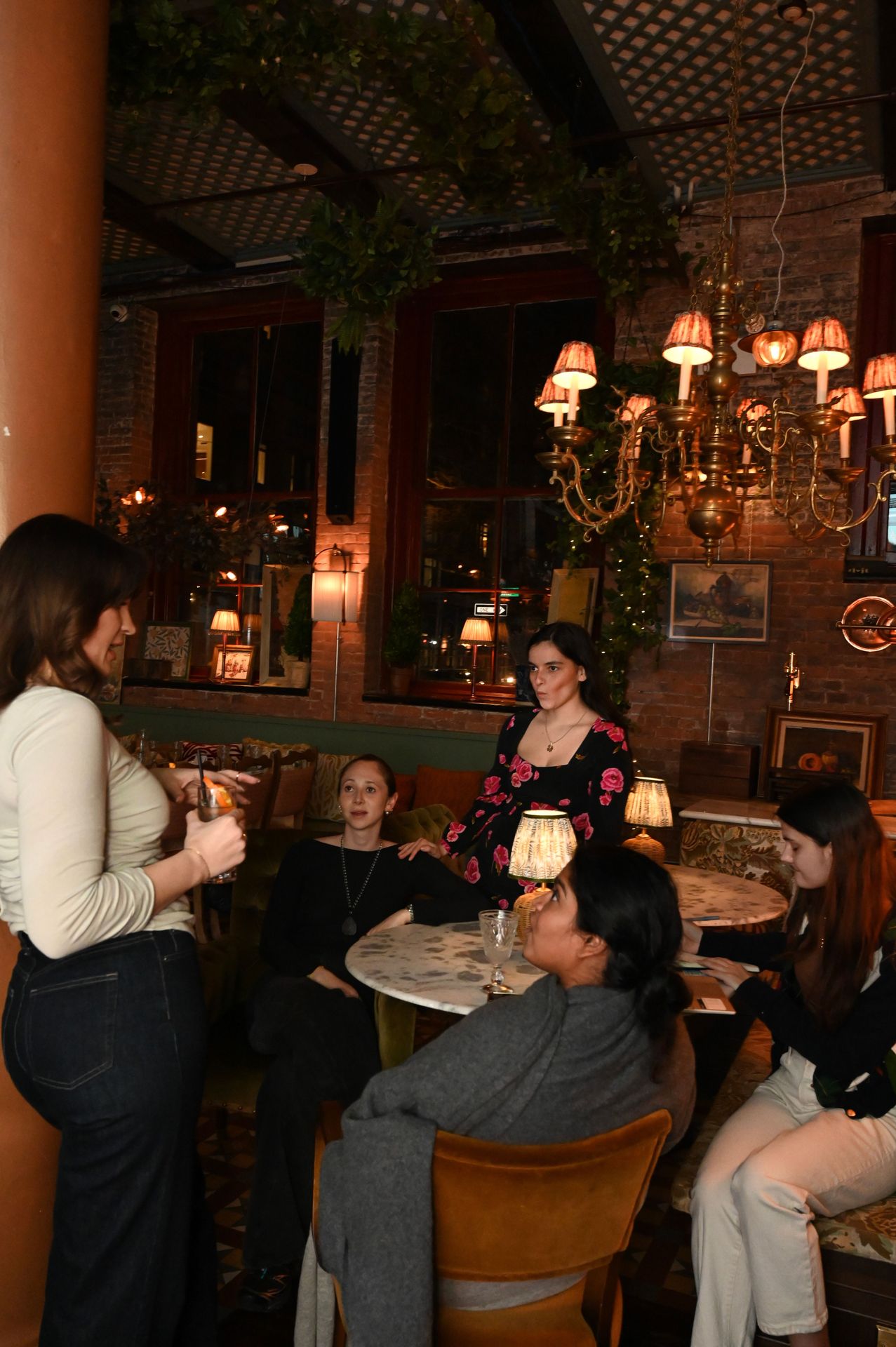 In cozy corners, modern women's clubs continue the tradition of thoughtful exchange