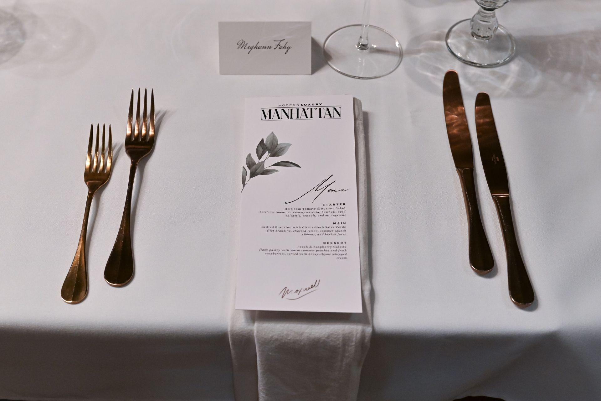 A beautifully set table at Maxwell awaited guests for Manhattan magazine’s intimate dinner honoring Meghann Fahy